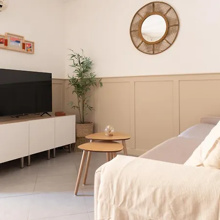 Cosy, Piscine, Clim, Parking Prive - Proche - Arrivee Autonome - Lit Queen Size 公寓