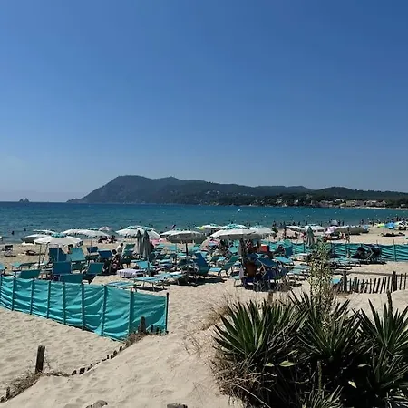 Proche Plage, Avec Piscine Et Climatisation, Parking Prive - Arrivee Autonome - Lit Queen Size