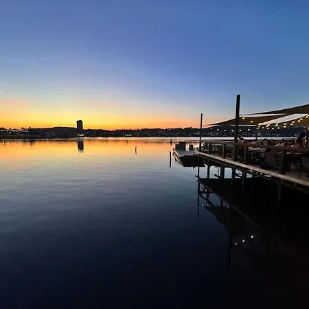 Proche Plage, Avec Piscine Et Climatisation, Parking Prive - Arrivee Autonome - Lit Queen Size アパート