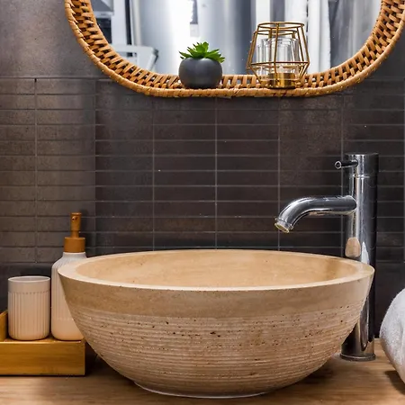 Proche Plage, Avec Piscine Et Climatisation, Parking Prive - Arrivee Autonome - Lit Queen Size アパート ラ・セーヌ・シュル・メール